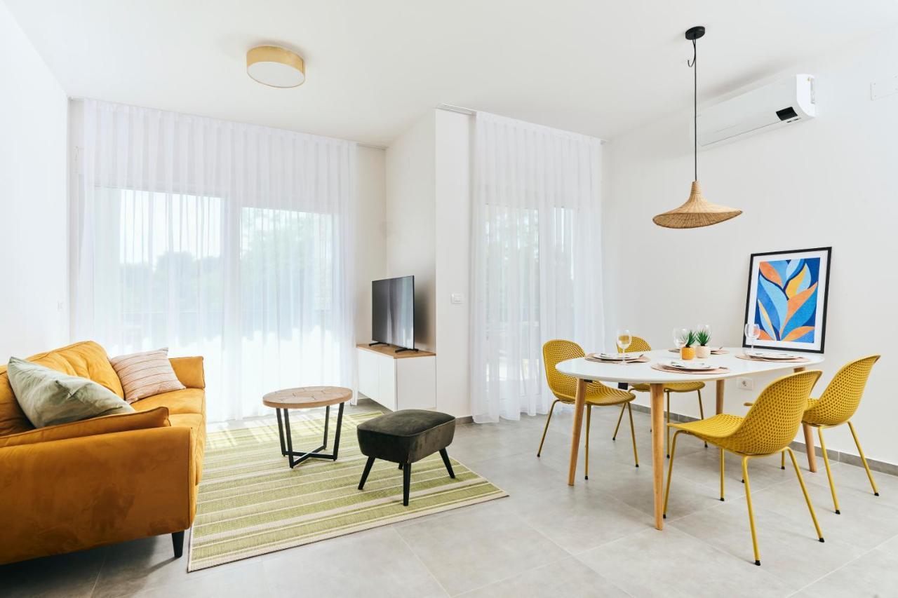 Apartments San Maris 2 Umag Exterior photo