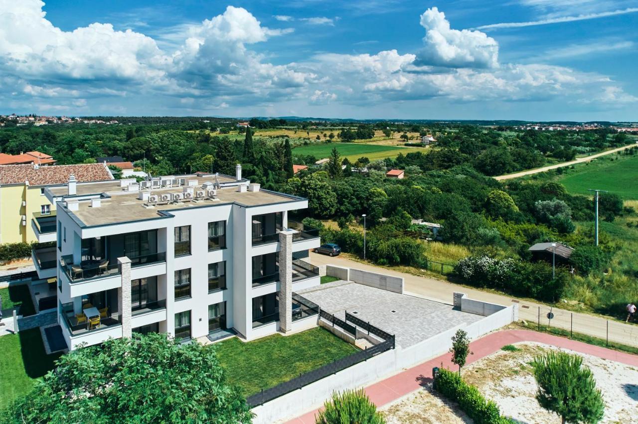 Apartments San Maris 2 Umag Exterior photo