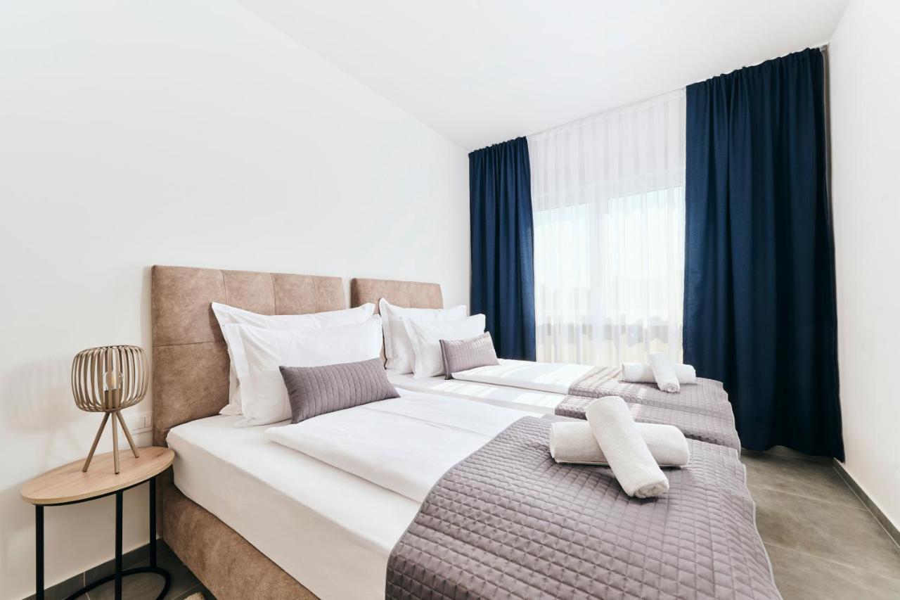 Apartments San Maris 2 Umag Exterior photo