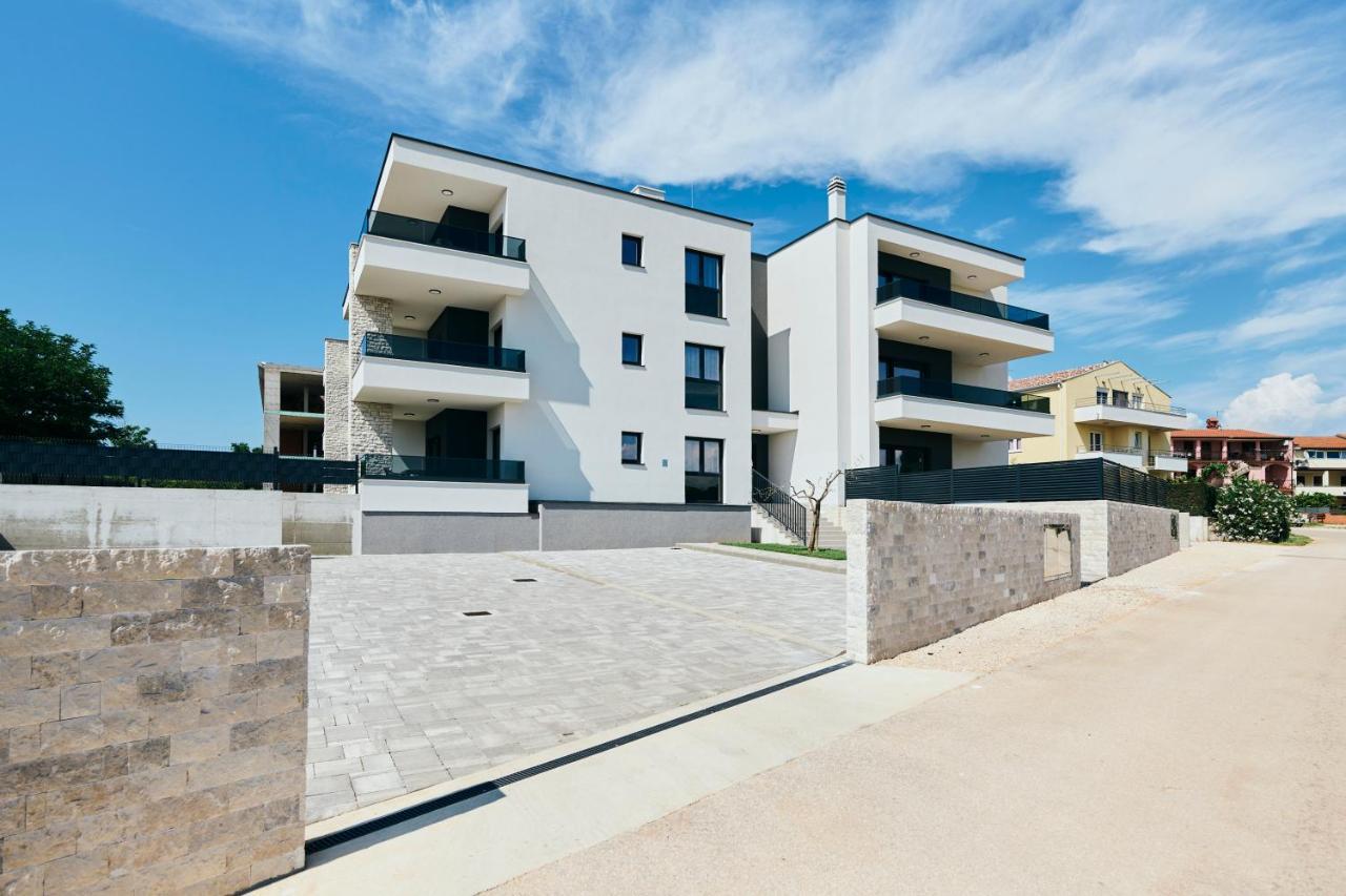 Apartments San Maris 2 Umag Exterior photo