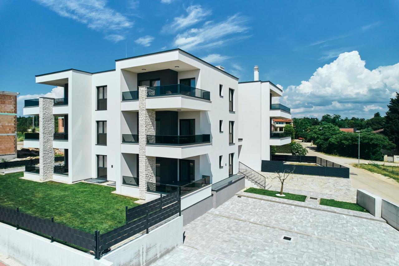 Apartments San Maris 2 Umag Exterior photo