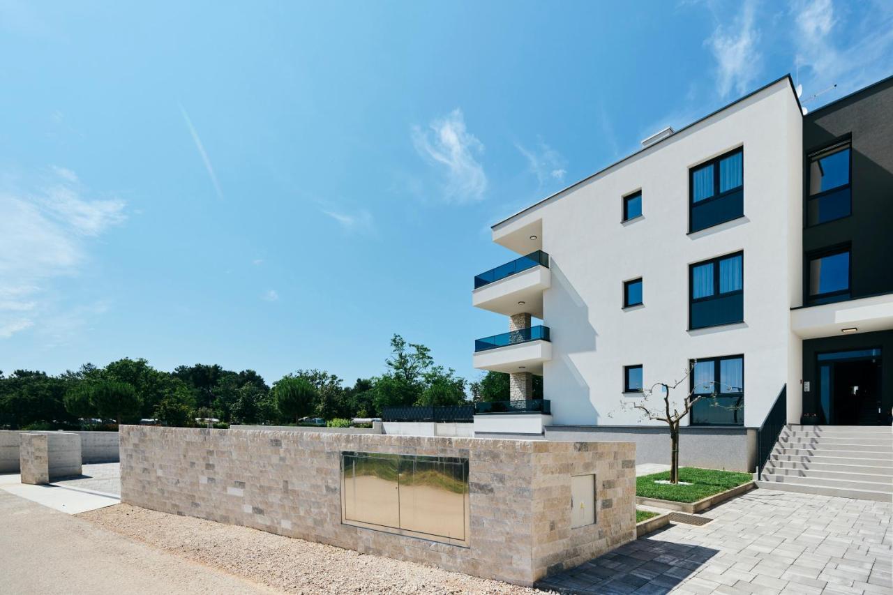 Apartments San Maris 2 Umag Exterior photo